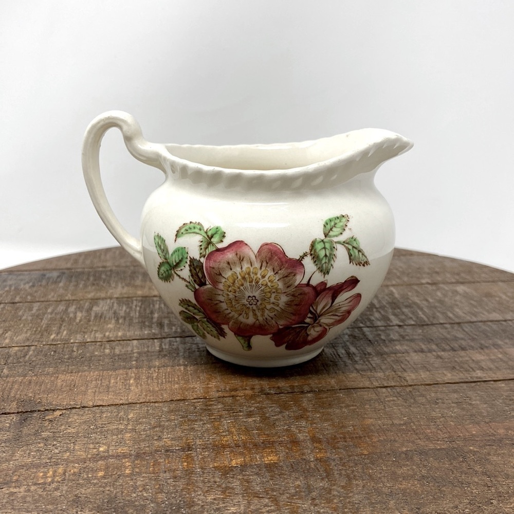 Old Flower Prints by JOHNSON BROTHERS. Creamer. England.
